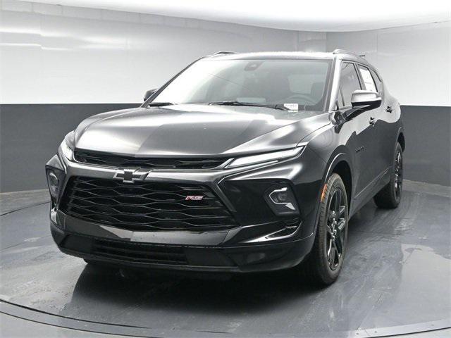 new 2025 Chevrolet Blazer car, priced at $43,803