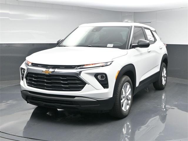 new 2025 Chevrolet TrailBlazer car, priced at $25,152