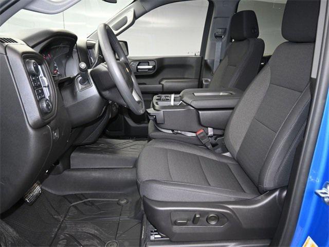 new 2025 Chevrolet Silverado 1500 car, priced at $42,424