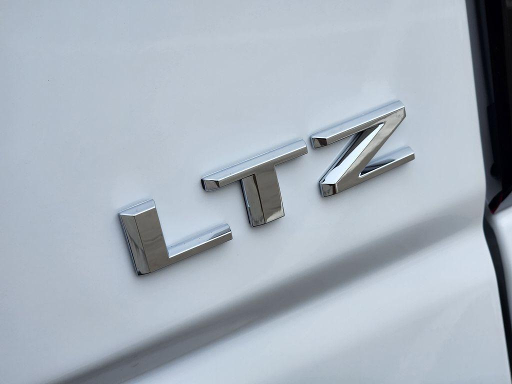 new 2025 Chevrolet Silverado 2500 car, priced at $75,727