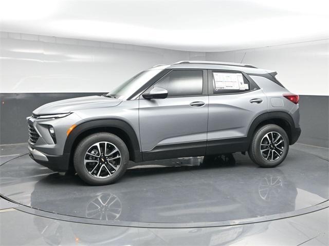 new 2025 Chevrolet TrailBlazer car, priced at $28,294