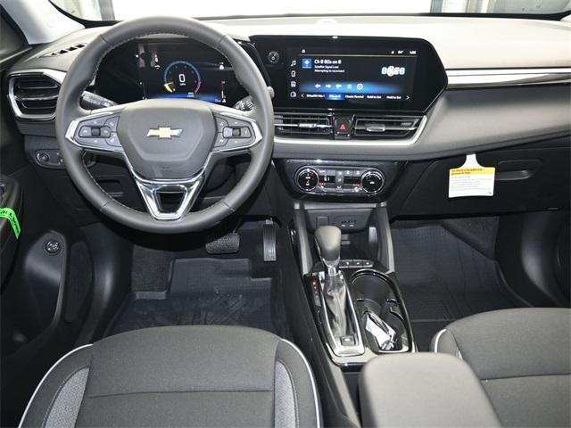 new 2025 Chevrolet TrailBlazer car, priced at $28,294