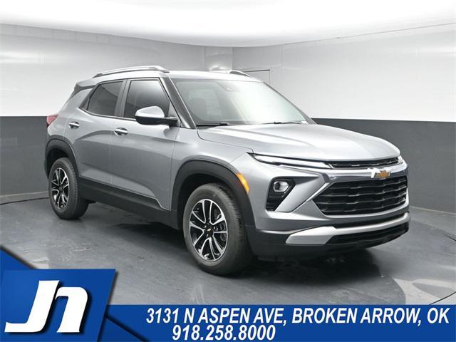 new 2025 Chevrolet TrailBlazer car, priced at $28,294