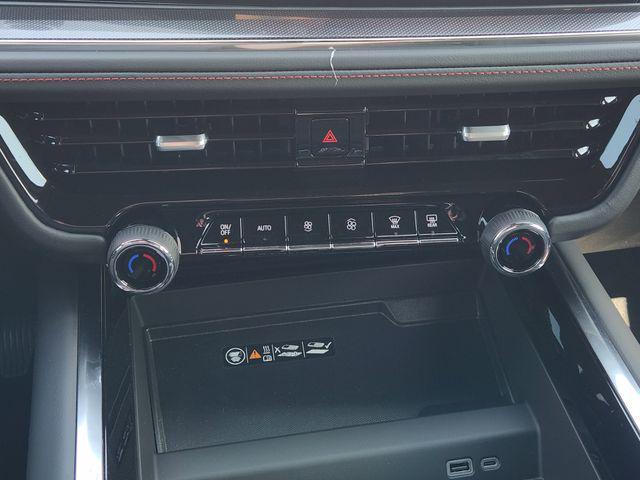 new 2025 Chevrolet Suburban car, priced at $78,550