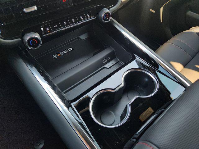 new 2025 Chevrolet Suburban car, priced at $78,550