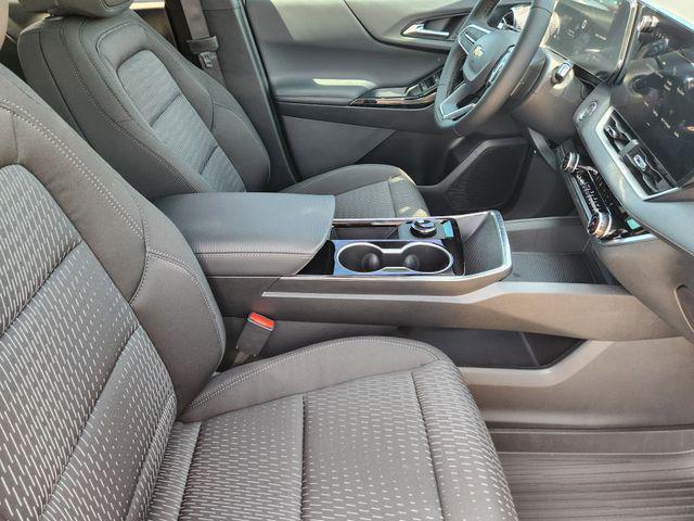 new 2026 Chevrolet Equinox car, priced at $26,725