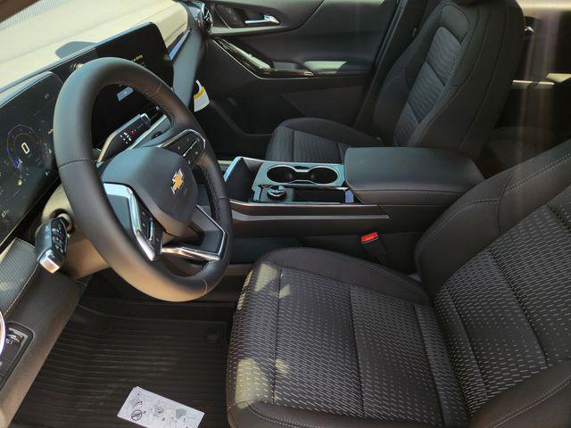 new 2026 Chevrolet Equinox car, priced at $26,725