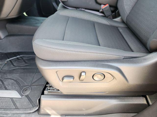 new 2025 Chevrolet Silverado 1500 car, priced at $43,212