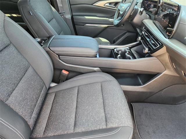new 2025 Chevrolet Traverse car, priced at $42,195