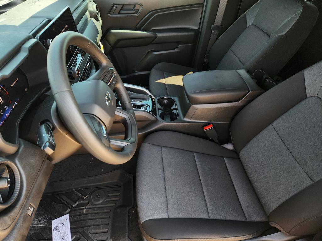new 2025 Chevrolet Colorado car, priced at $40,503