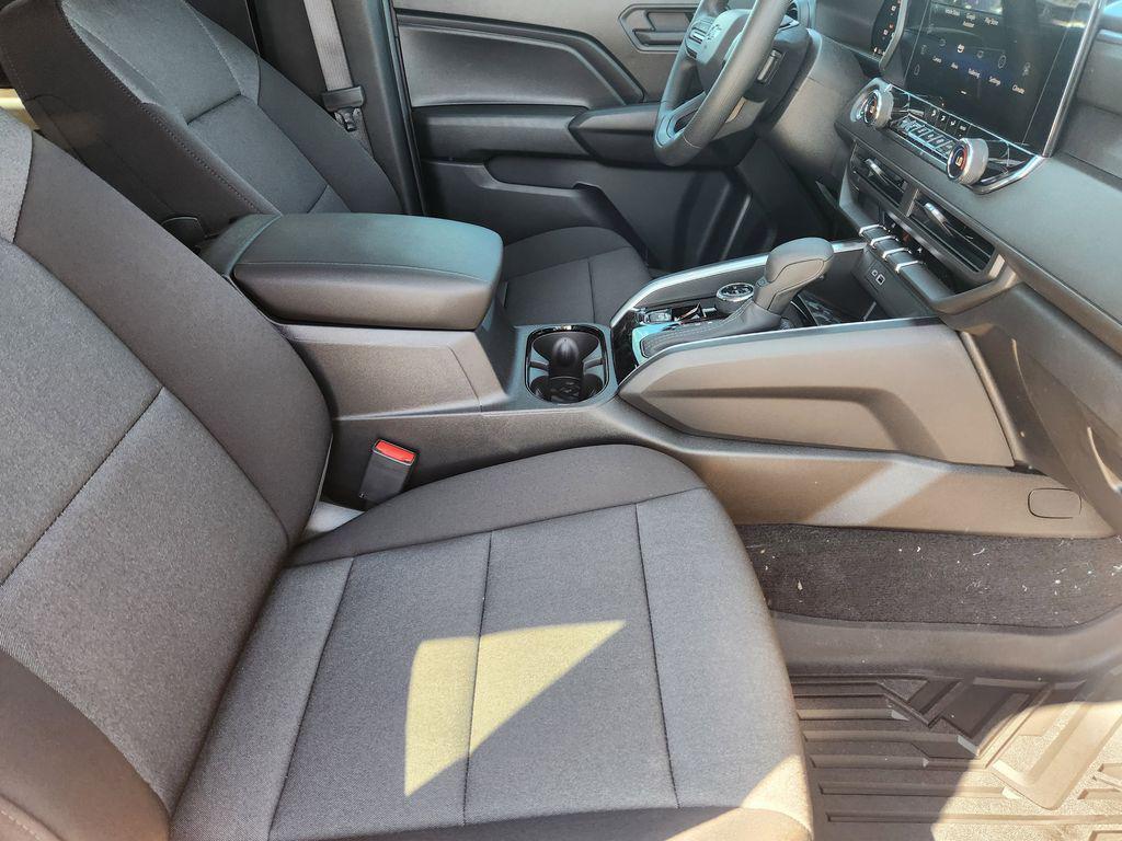 new 2025 Chevrolet Colorado car, priced at $40,503