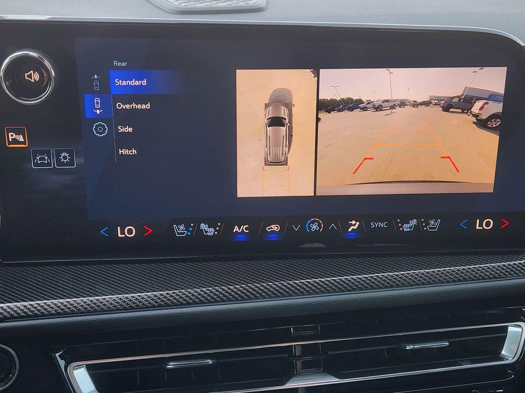 new 2026 Chevrolet Traverse car, priced at $60,213