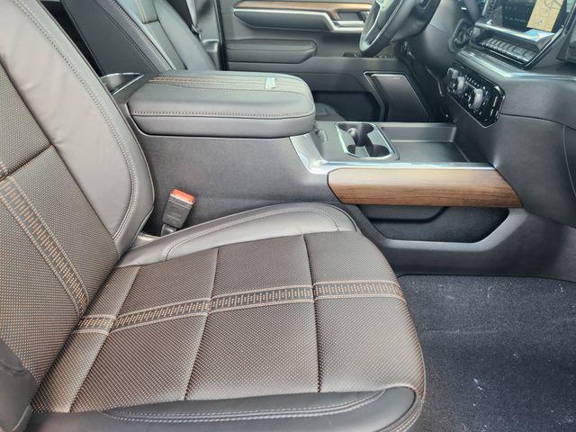 new 2025 Chevrolet Silverado 3500 car, priced at $80,889