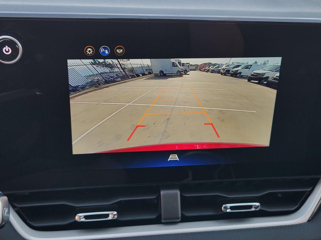 new 2026 Chevrolet Equinox car, priced at $31,009