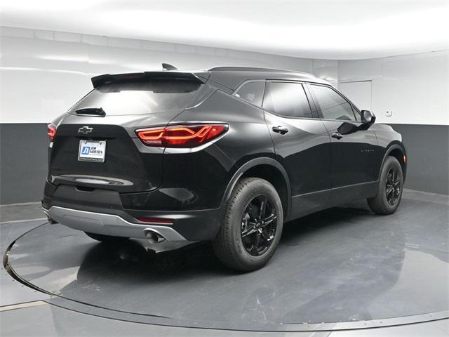 new 2025 Chevrolet Blazer car, priced at $37,371