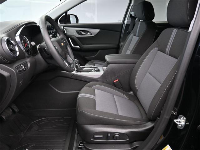 new 2025 Chevrolet Blazer car, priced at $37,371