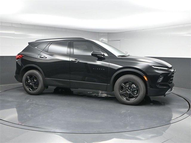 new 2025 Chevrolet Blazer car, priced at $35,618