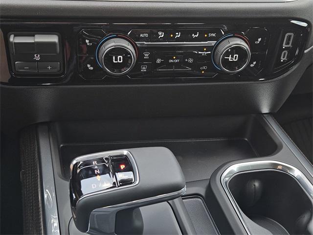 new 2025 Chevrolet Silverado 1500 car, priced at $56,112