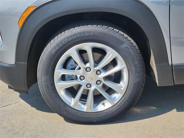 new 2025 Chevrolet TrailBlazer car, priced at $24,918