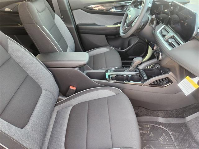 new 2025 Chevrolet TrailBlazer car, priced at $24,918