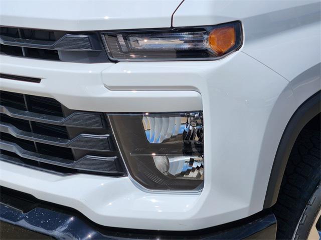 new 2025 Chevrolet Silverado 2500 car, priced at $51,693