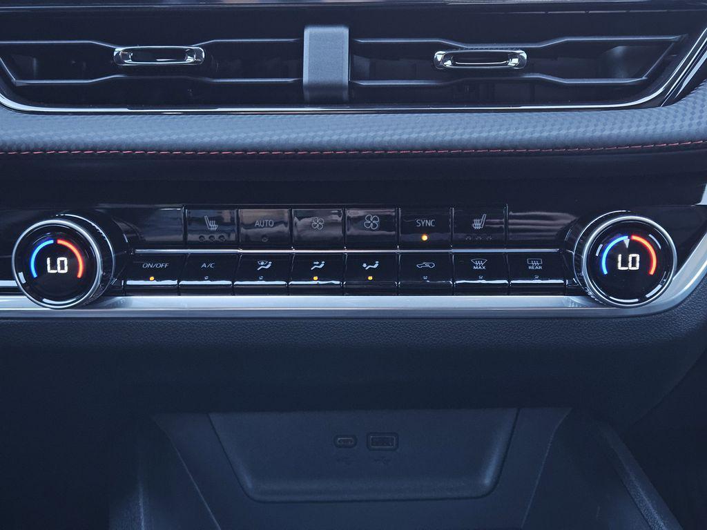 new 2026 Chevrolet Equinox car, priced at $33,631