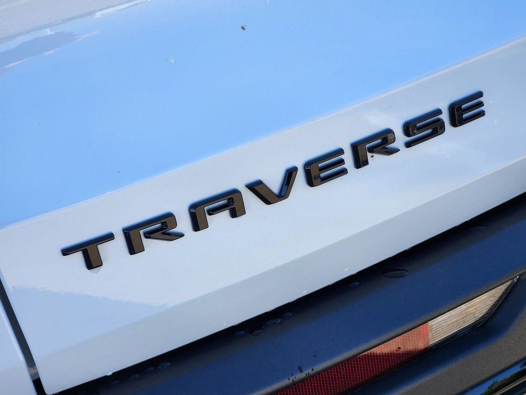 new 2026 Chevrolet Traverse car, priced at $49,623