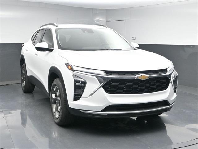 new 2025 Chevrolet Trax car, priced at $24,983