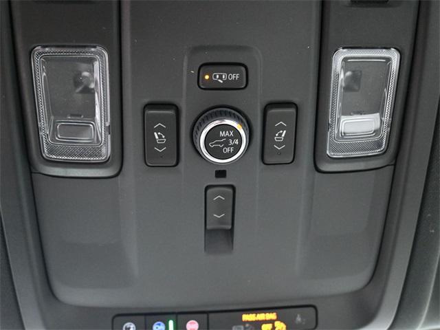 new 2025 Chevrolet Suburban car, priced at $81,595