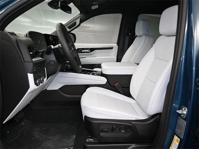 new 2025 Chevrolet Suburban car, priced at $81,595