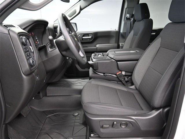 new 2025 Chevrolet Silverado 1500 car, priced at $39,913