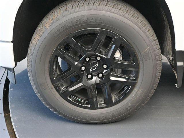 new 2025 Chevrolet Silverado 1500 car, priced at $39,913
