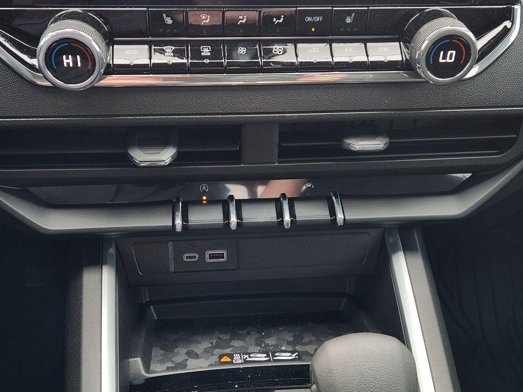 new 2026 Chevrolet Colorado car, priced at $45,940