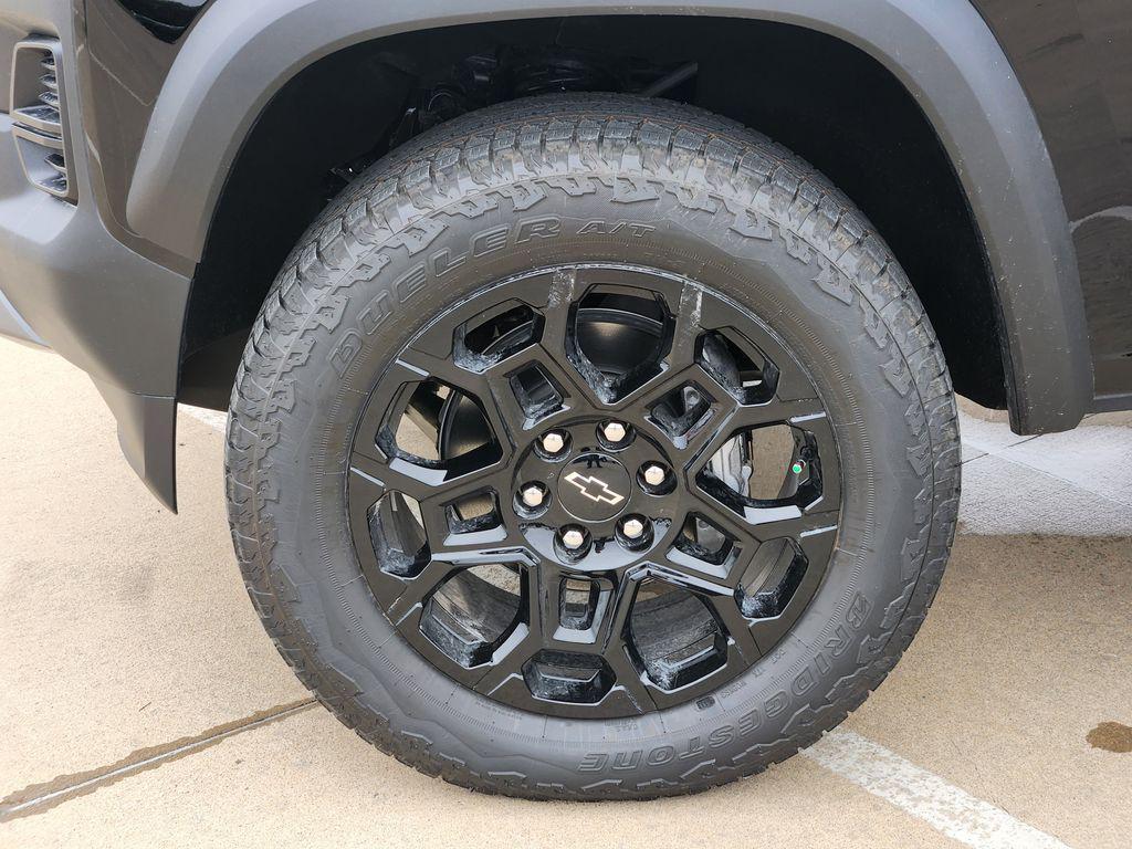 new 2026 Chevrolet Colorado car, priced at $45,940