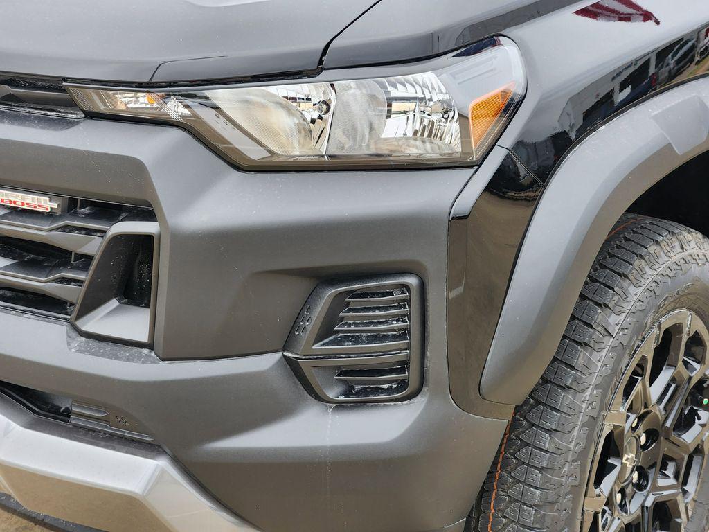 new 2026 Chevrolet Colorado car, priced at $45,940