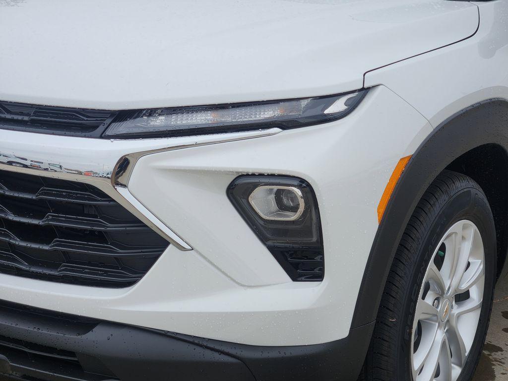 new 2026 Chevrolet TrailBlazer car, priced at $25,666