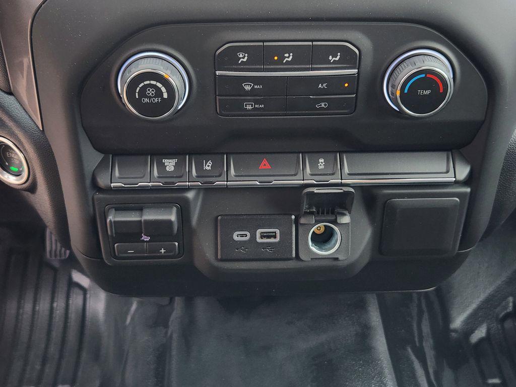 new 2025 Chevrolet Silverado 3500 car, priced at $65,132