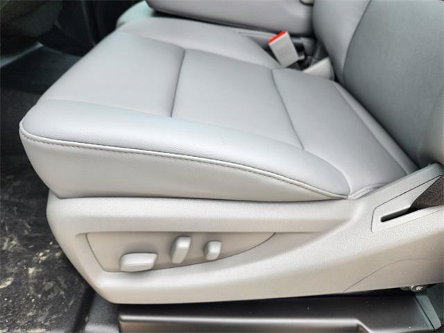 new 2024 Chevrolet Silverado 1500 car, priced at $60,301