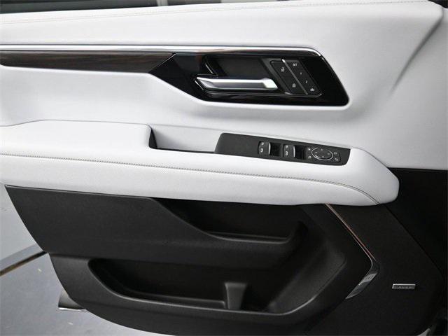 new 2025 Chevrolet Suburban car, priced at $86,505
