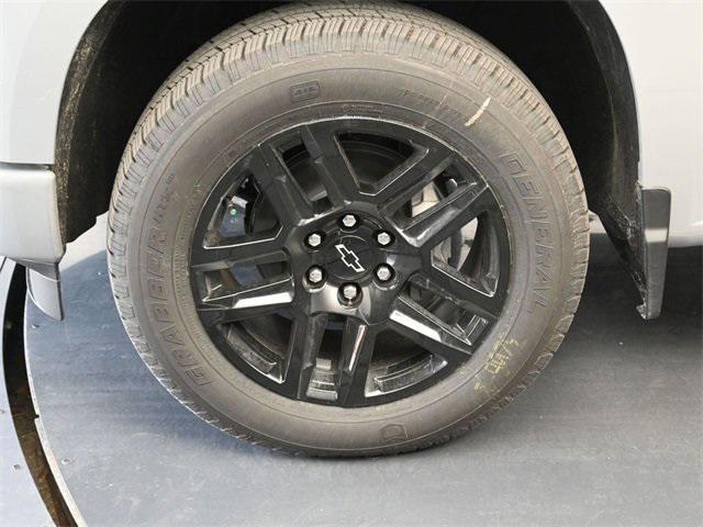 new 2025 Chevrolet Silverado 1500 car, priced at $41,076
