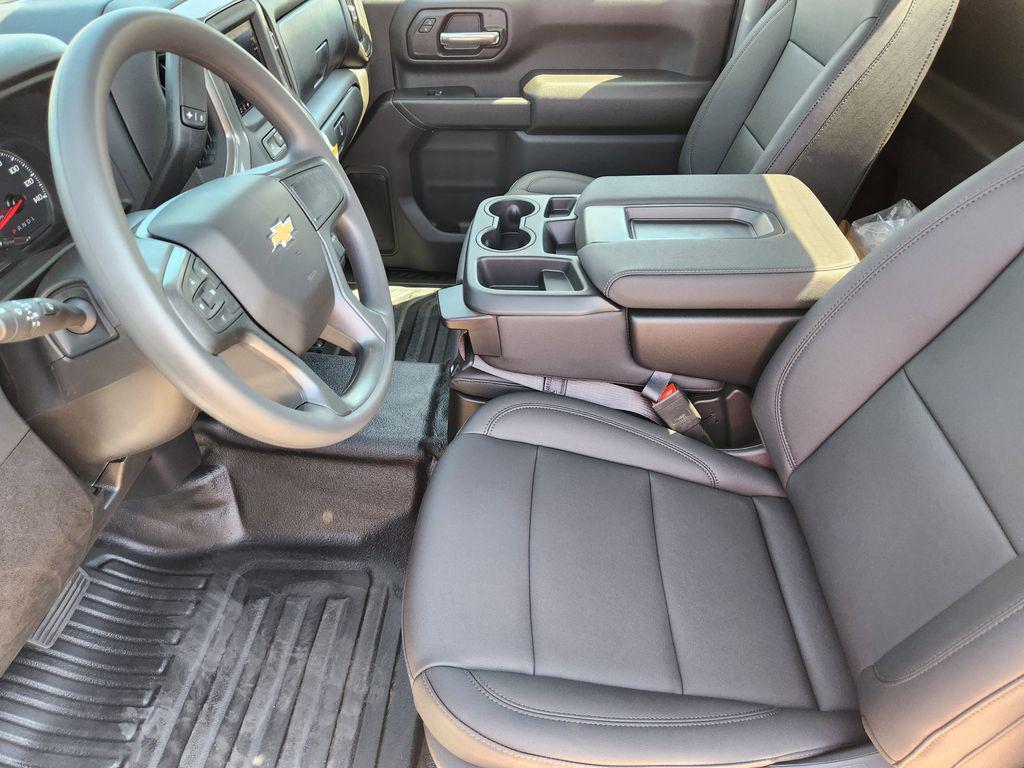 new 2025 Chevrolet Silverado 3500 car, priced at $51,122