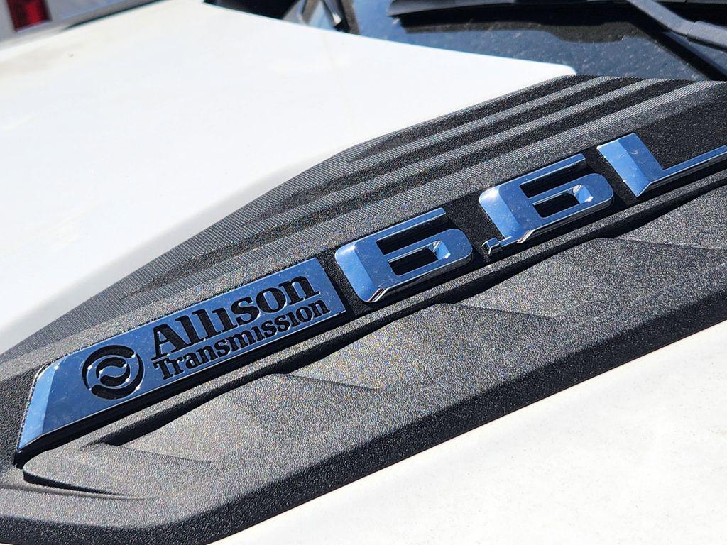 new 2025 Chevrolet Silverado 3500 car, priced at $51,122