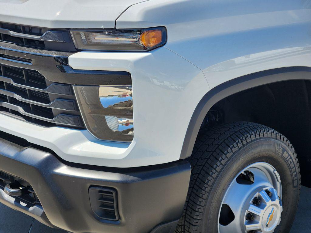 new 2025 Chevrolet Silverado 3500 car, priced at $51,122