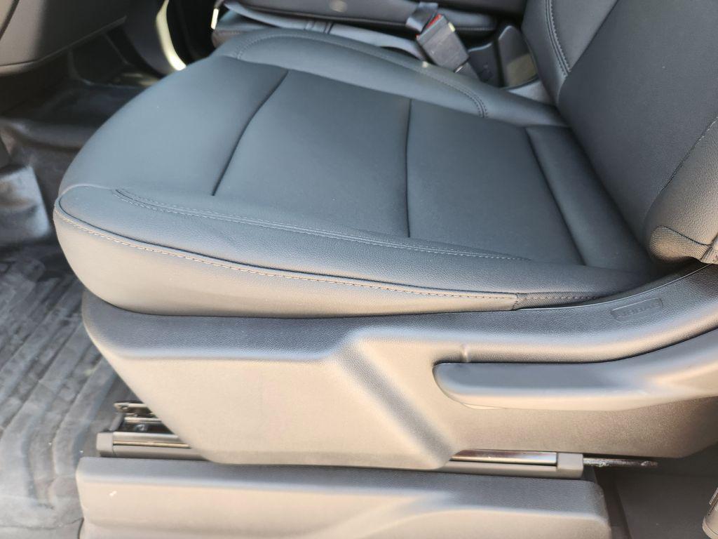 new 2025 Chevrolet Silverado 3500 car, priced at $51,122