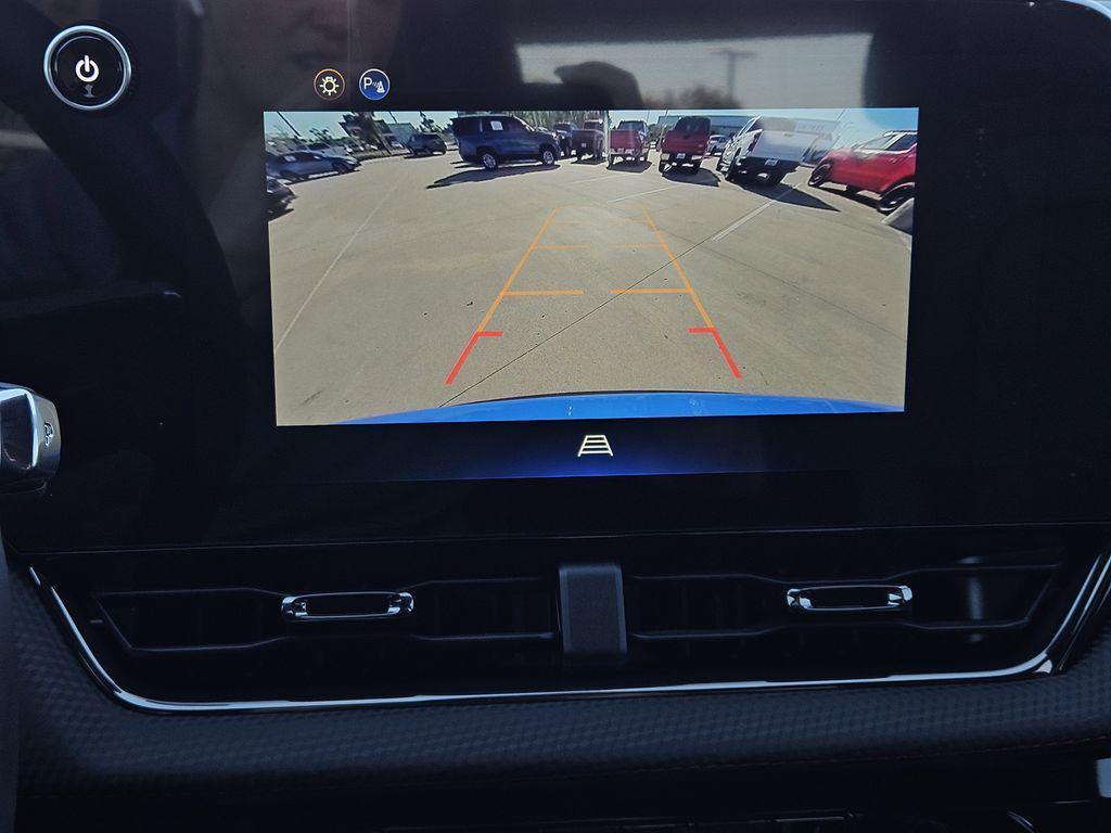 new 2026 Chevrolet Equinox car, priced at $33,631