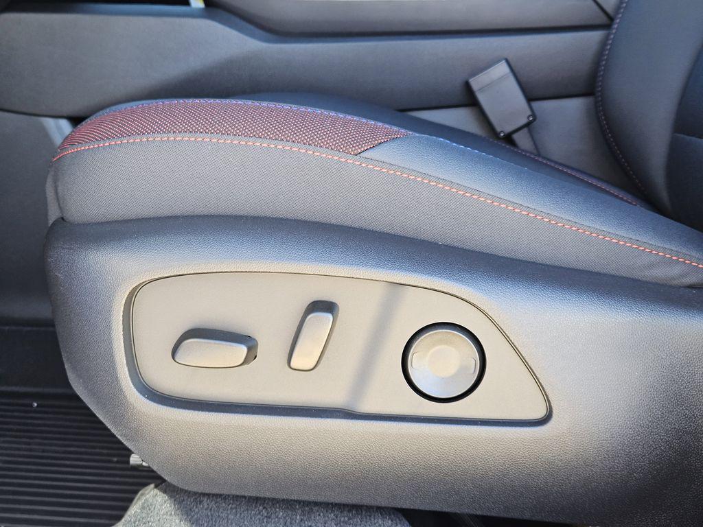 new 2026 Chevrolet Equinox car, priced at $33,631