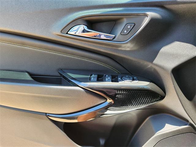 new 2025 Chevrolet Trax car, priced at $26,710