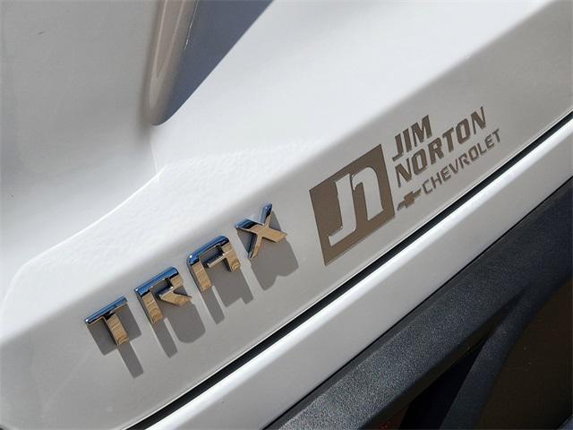 new 2025 Chevrolet Trax car, priced at $26,710