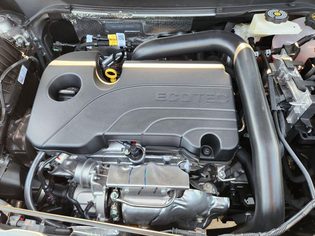 new 2026 Chevrolet Equinox car, priced at $28,990