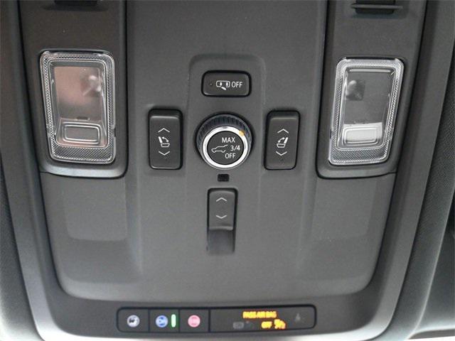new 2025 Chevrolet Suburban car, priced at $81,595